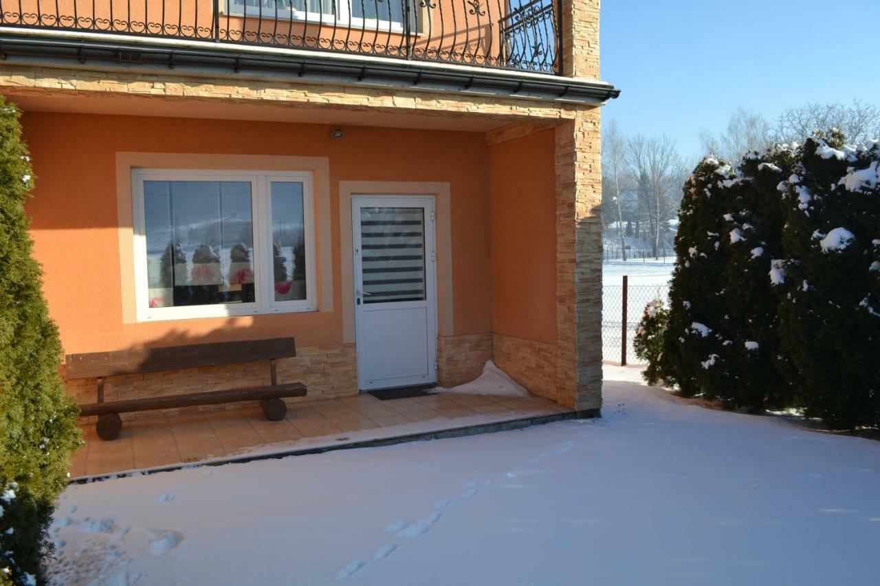 Agroturystyka U Podnoza Gory Cergowej Dukla Exterior photo
